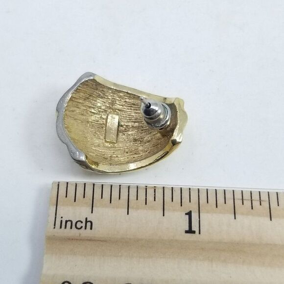 Vintage Napier Gold Tone Stud Earrings, Ribbed Texture, Retro 80s 90s Style - Picture 5 of 6